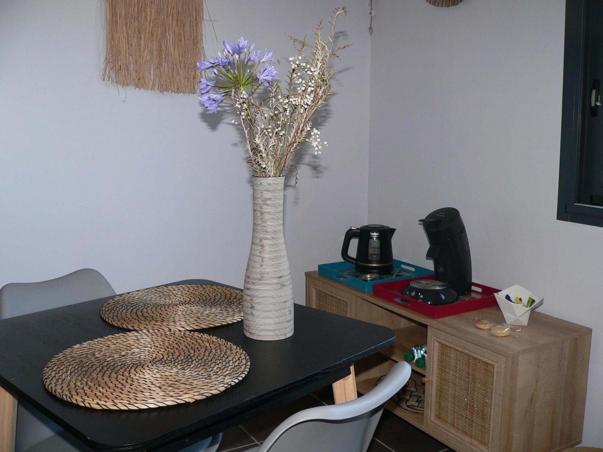 La Petite Chambre Du Lac Carcassonne Extérieur photo